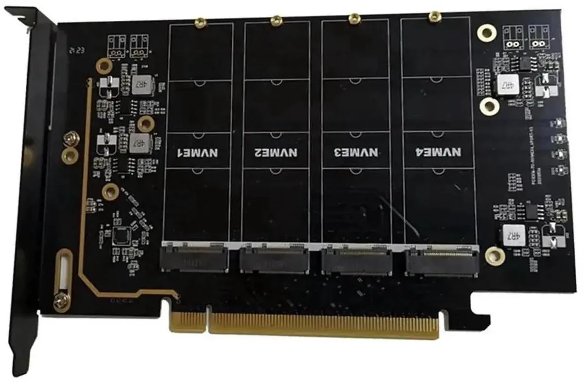 SMUGDESK SMUGDESK PCIe 4.0 X16 to 4-Port M.2 NVMe Adapter Card 2280 — product photo