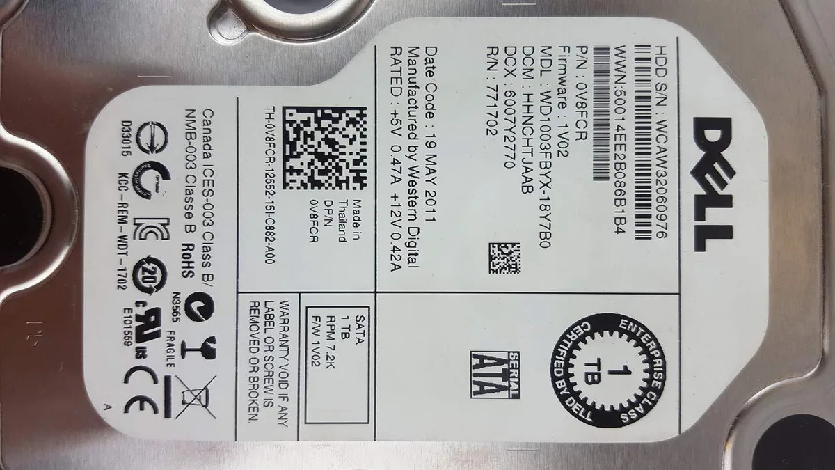 DELL DELL 1 TB 7.2K RPM SATA 3.5" internal hard drive V8FCR WD1003FBYX — foto produk