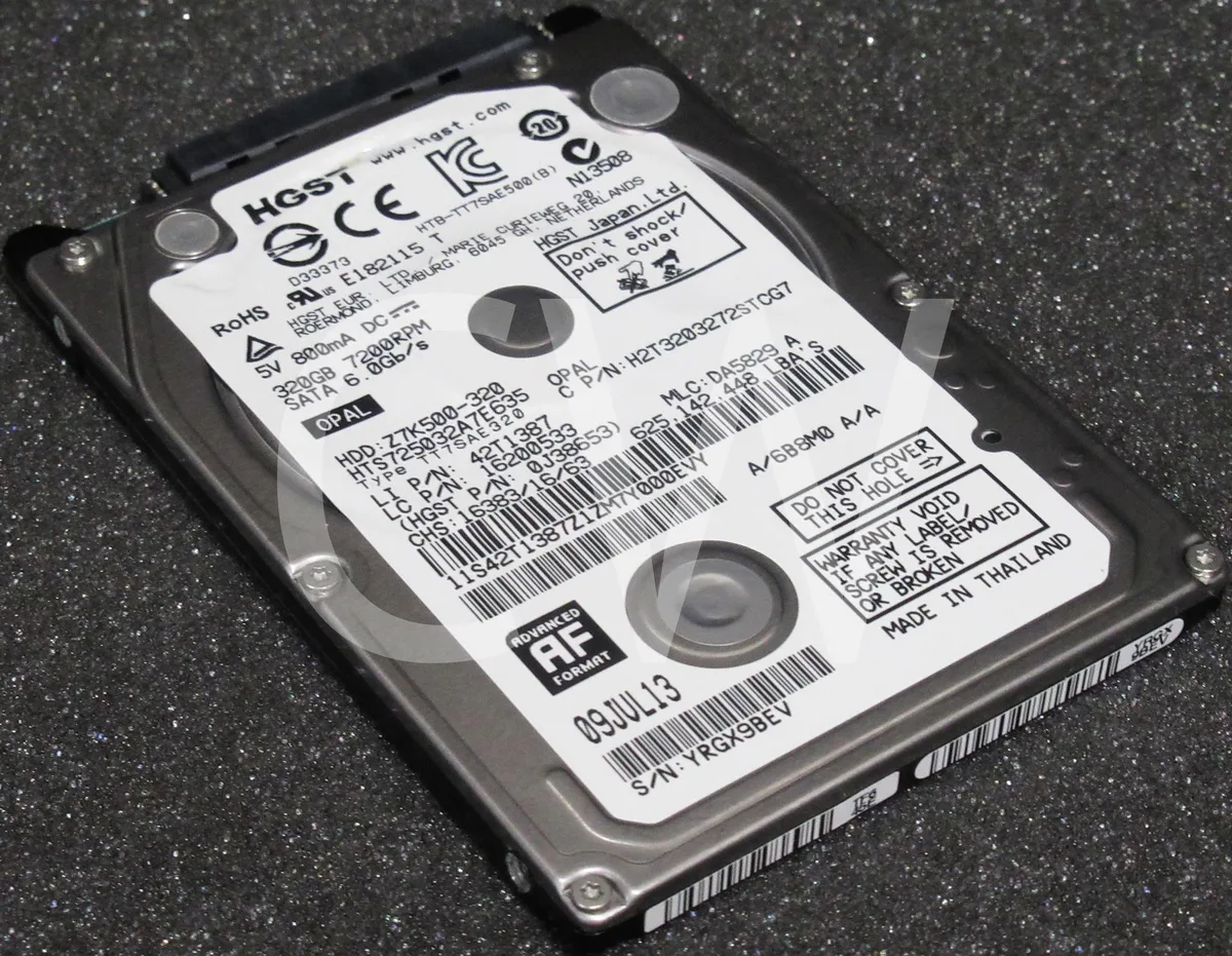 HGST HGST HTS725032A7E635 320GB 7200RPM 2.5" SATA internal hard drive — 商品照片
