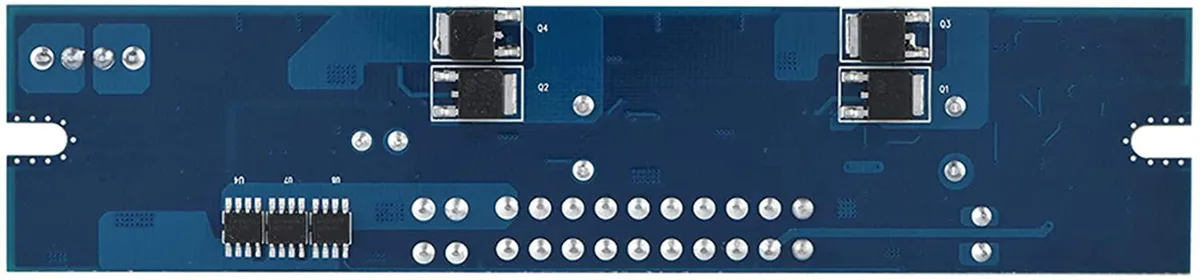 Compact 300W DC-ATX module with 24-pin ATX cable and DC input lead