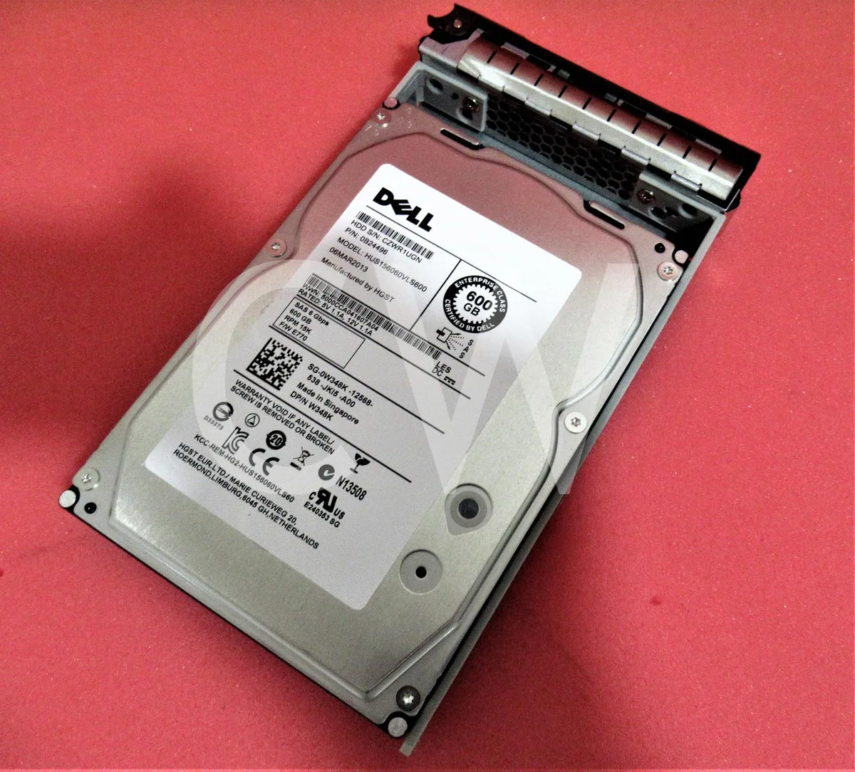 DELL DELL HUS156060VLS600 600GB 15K RPM 3.5" SAS internal hard drive with caddy — 商品写真