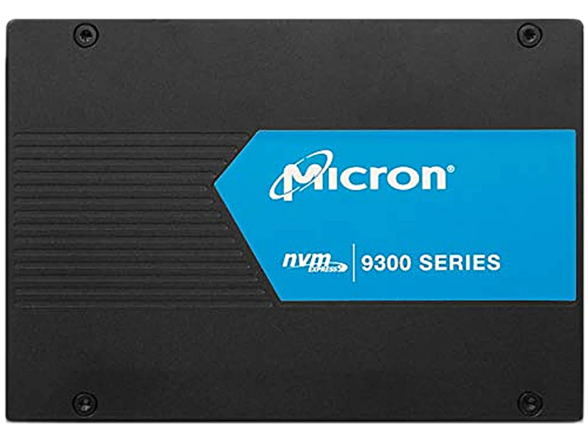 Micron Technology, Inc. Micron Technology, Inc. MTFDHAL6T4TDR-1AT1ZA 6.4TB enterprise SSD — productfoto