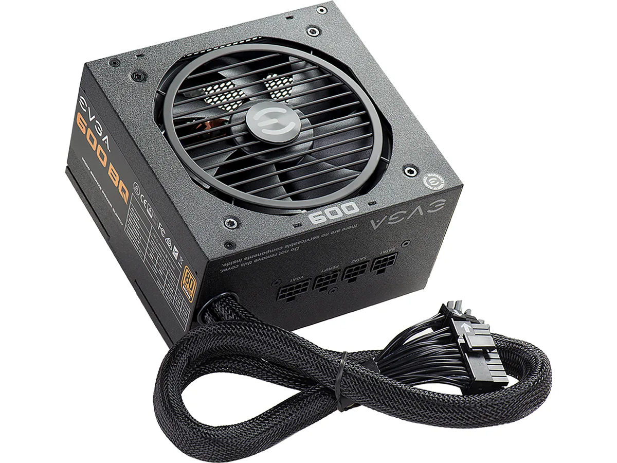EVGA EVGA 110-BQ-0600-K1 600 W power supply — photo du produit