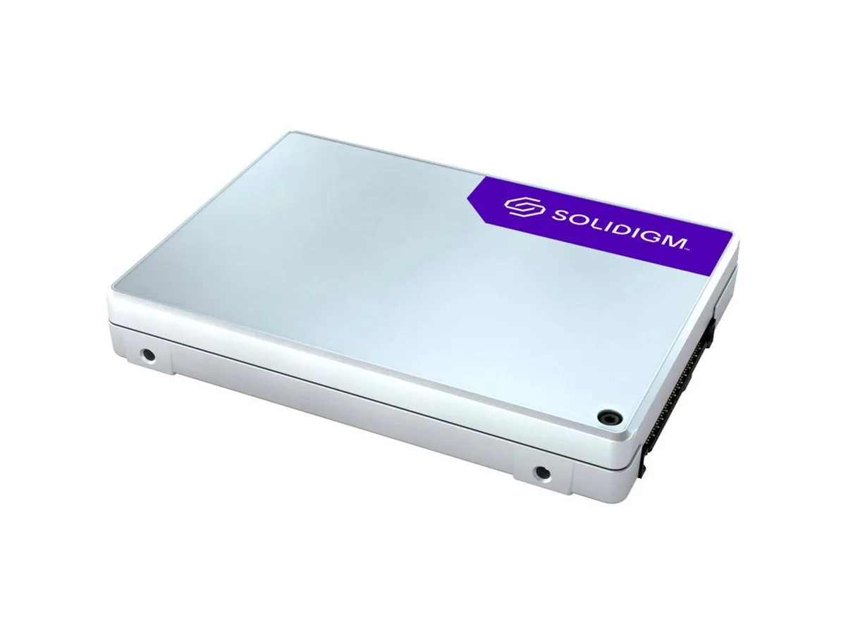 Intel Intel SBFPF2BU076T001 7.68 TB internal SSD 2.5" PCIe NVMe — product photo
