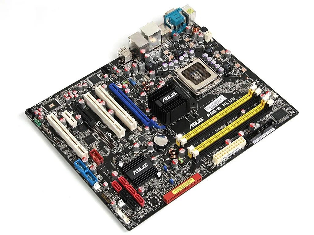 ATX motherboard with LGA 775 socket and DDR2 slots
